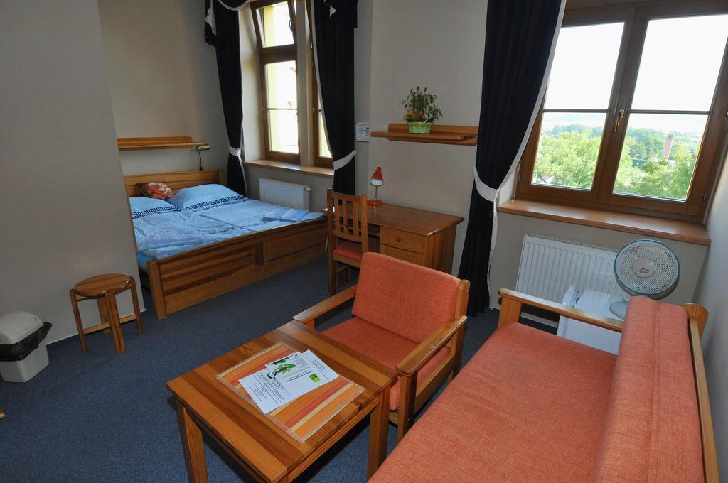 Hotel U Radnice Louny Extérieur photo
