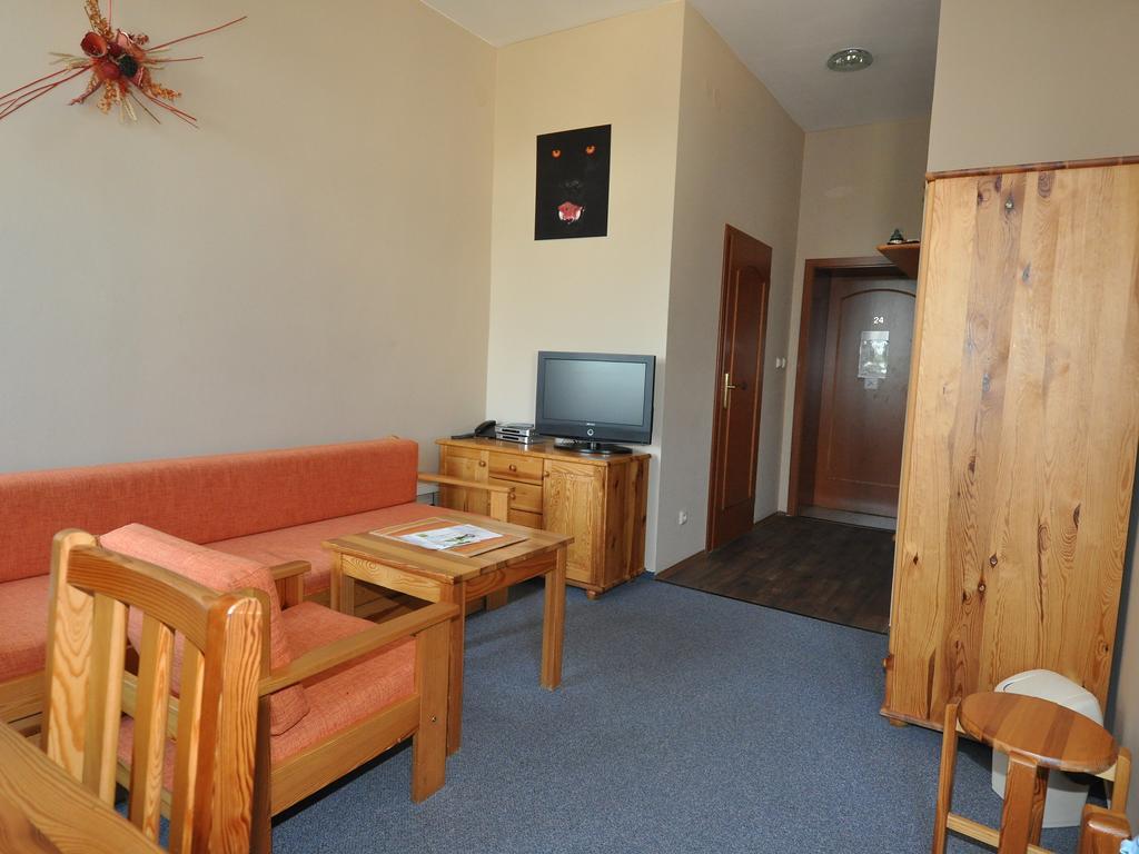 Hotel U Radnice Louny Extérieur photo