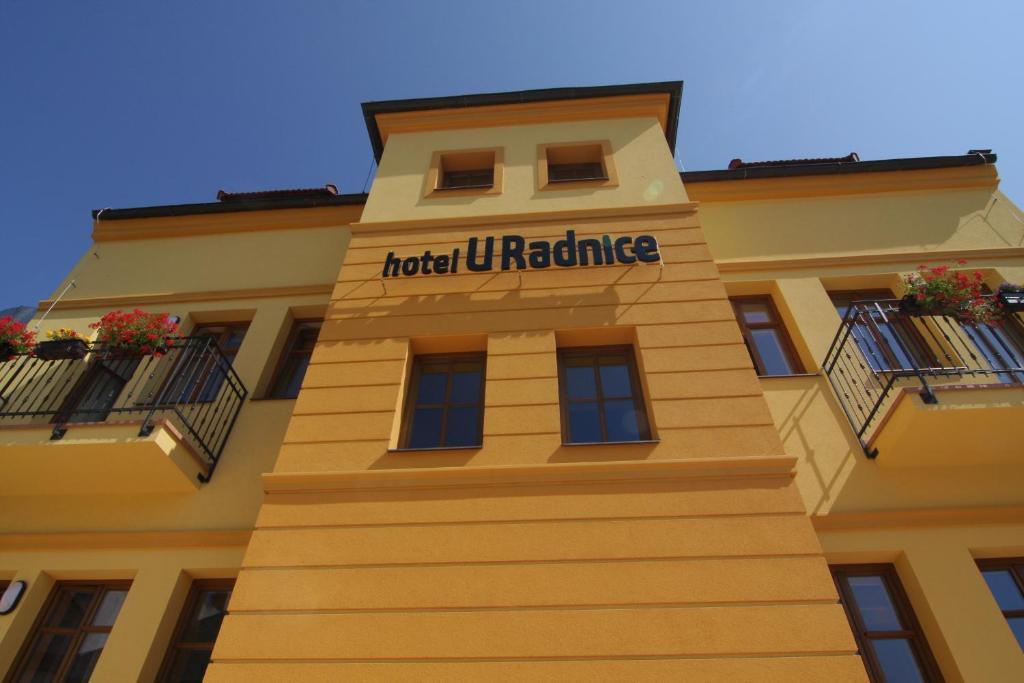 Hotel U Radnice Louny Extérieur photo