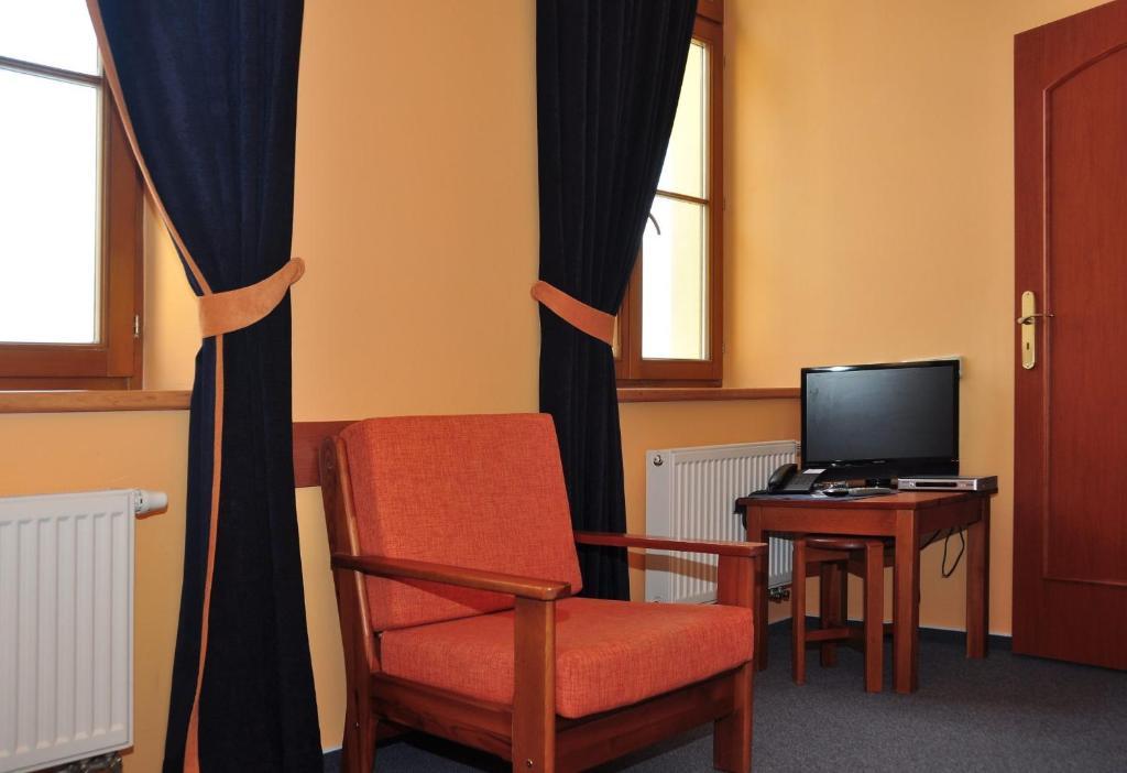 Hotel U Radnice Louny Extérieur photo