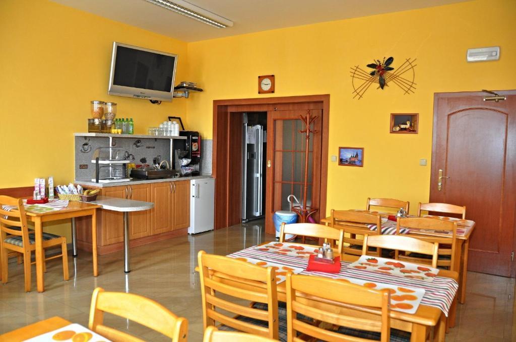 Hotel U Radnice Louny Extérieur photo